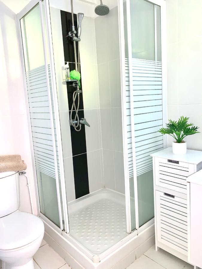 Superbe Studio Ultra Cosy A 2 Min De La Plage Sainte-Anne Exteriör bild