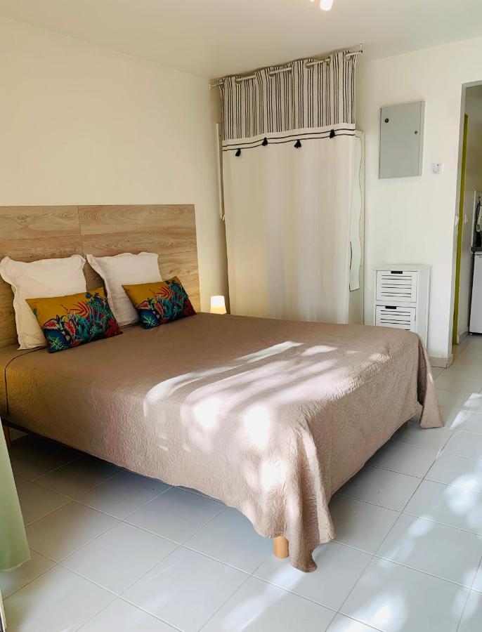 Superbe Studio Ultra Cosy A 2 Min De La Plage Sainte-Anne Exteriör bild